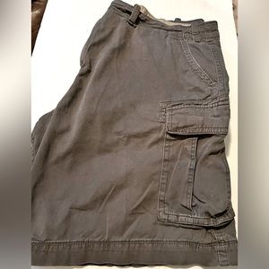 Men's cargo faded black shorts, size 46
